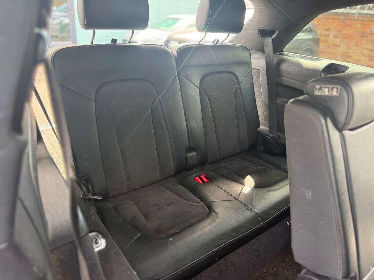 2011 AUDI Q7 2011 AUDI Q7