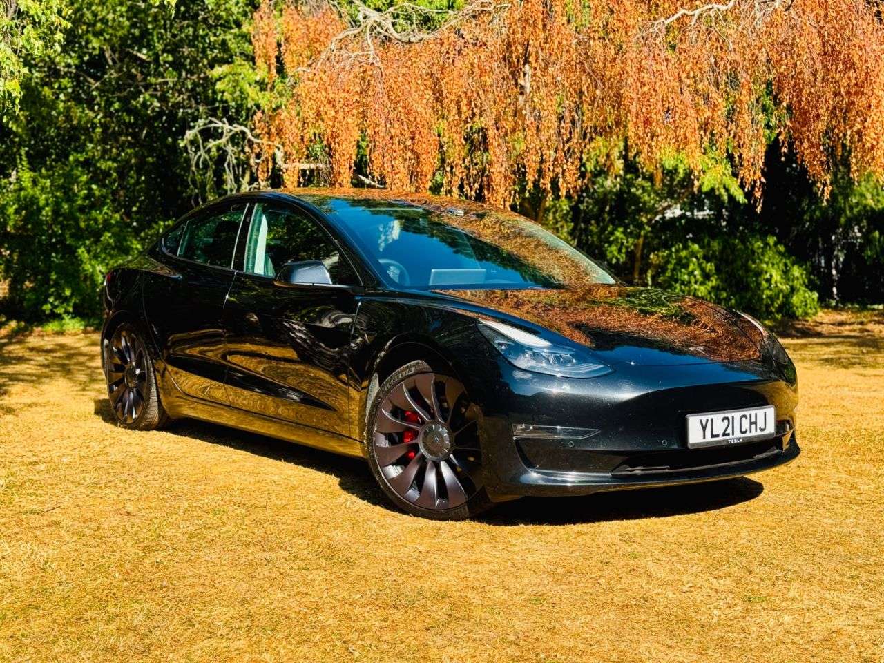A 2021 TESLA MODEL 3 (Dual Motor) Performance Saloon 4dr Electric Auto 4WDE (Performance Upgrade A 2021 TESLA MODEL 3 (Dual Motor) Performance Saloon 4dr Electric Auto 4WDE (Performance Upgrade