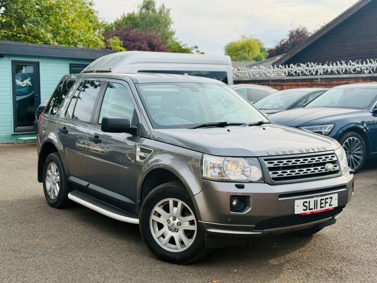 A 2011 LAND ROVER FREELANDER 2 2.2 TD4 XS SUV 5dr Diesel Manual 4WD Euro 5 (s/s) (150 ps) A 2011 LAND ROVER FREELANDER 2 2.2 TD4 XS SUV 5dr Diesel Manual 4WD Euro 5 (s/s) (150 ps)