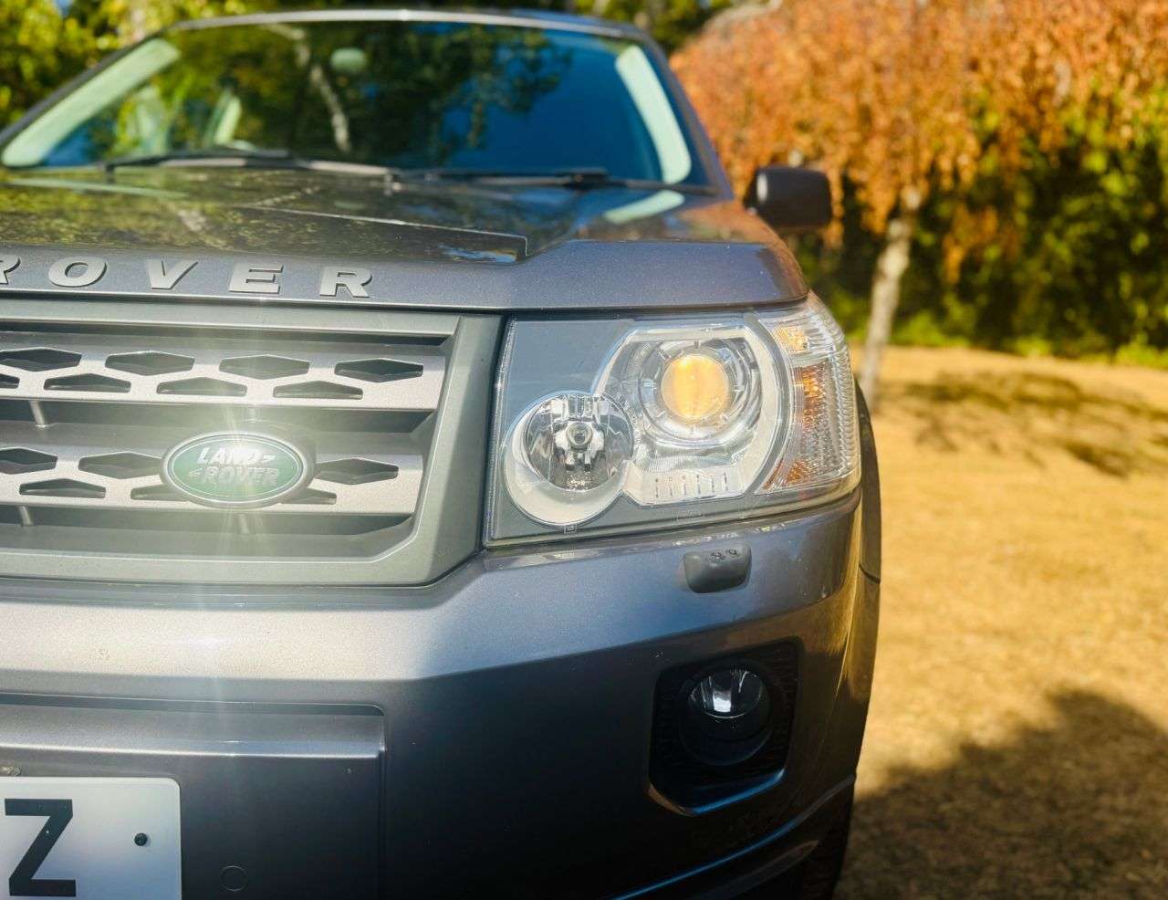 A 2011 LAND ROVER FREELANDER 2 2.2 TD4 XS SUV 5dr Diesel Manual 4WD Euro 5 (s/s) (150 ps) A 2011 LAND ROVER FREELANDER 2 2.2 TD4 XS SUV 5dr Diesel Manual 4WD Euro 5 (s/s) (150 ps)