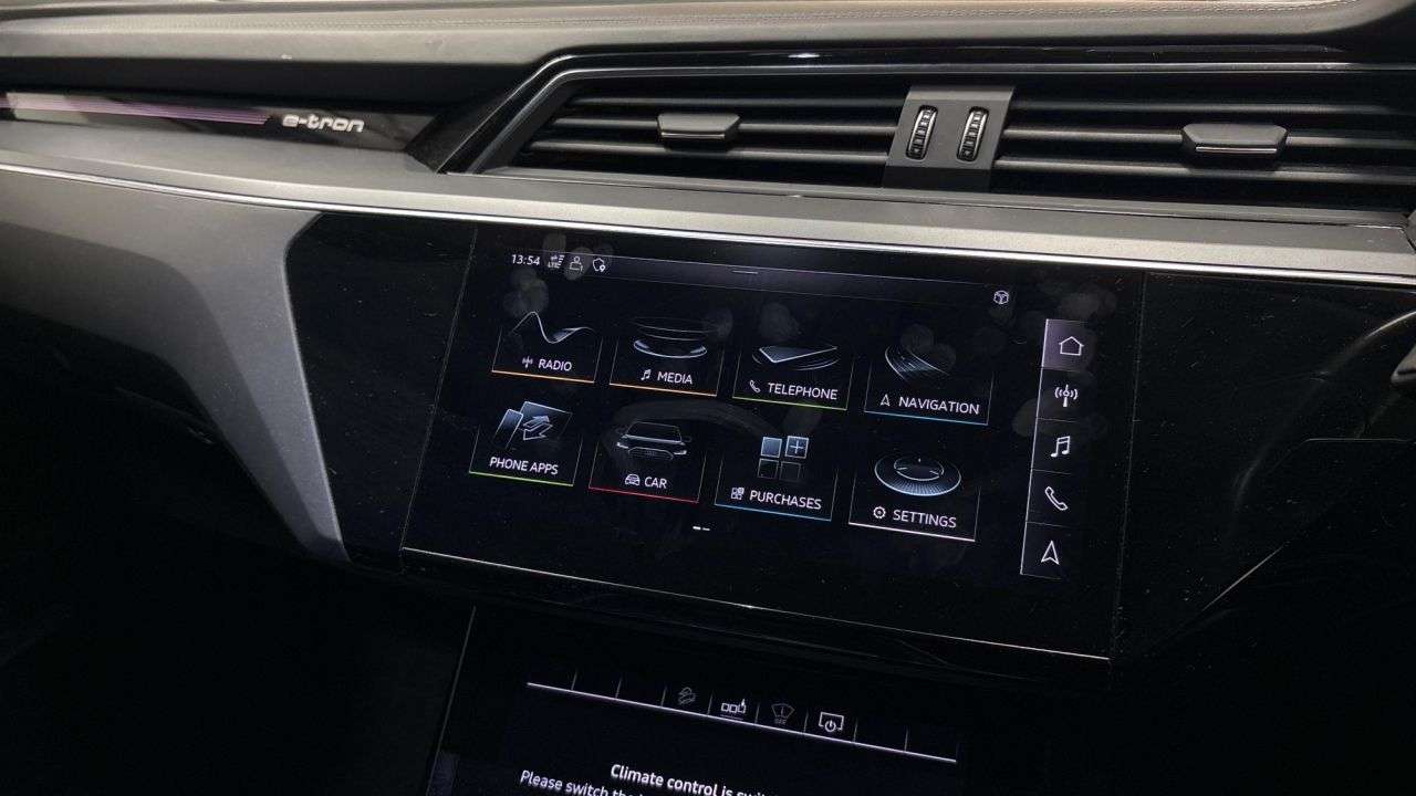 2019 AUDI E-TRON 2019 AUDI E-TRON