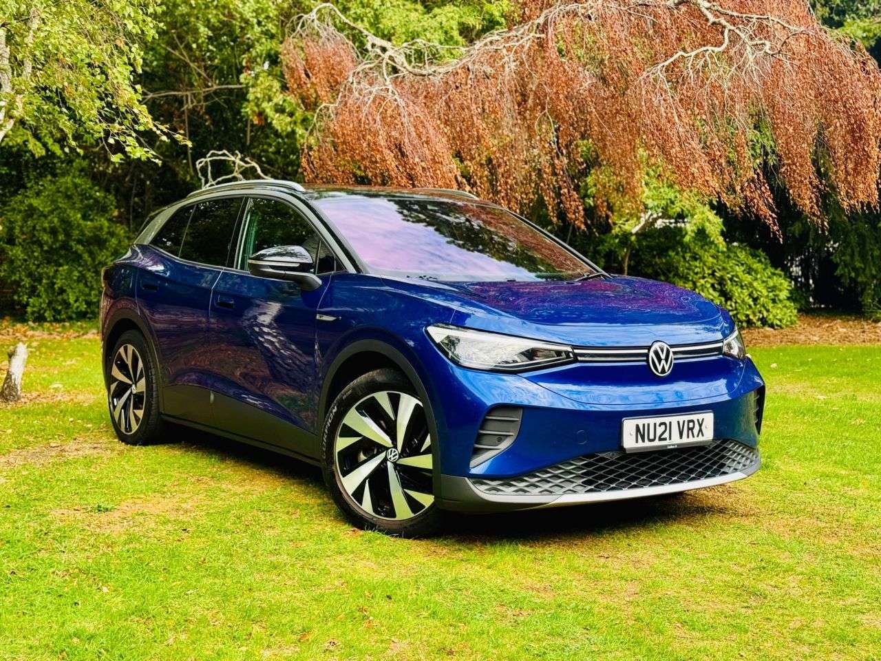 A 2021 VOLKSWAGEN ID.4 Pro Performance 77kWh 1ST Edition SUV 5dr Electric Auto (204 ps) A 2021 VOLKSWAGEN ID.4 Pro Performance 77kWh 1ST Edition SUV 5dr Electric Auto (204 ps)