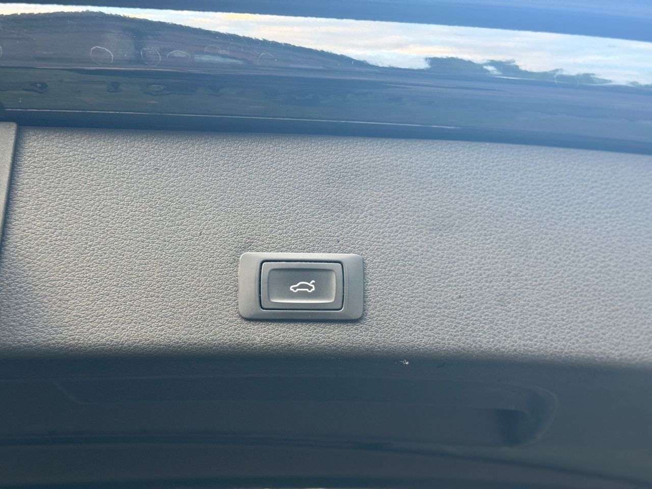 2020 AUDI E-TRON 2020 AUDI E-TRON