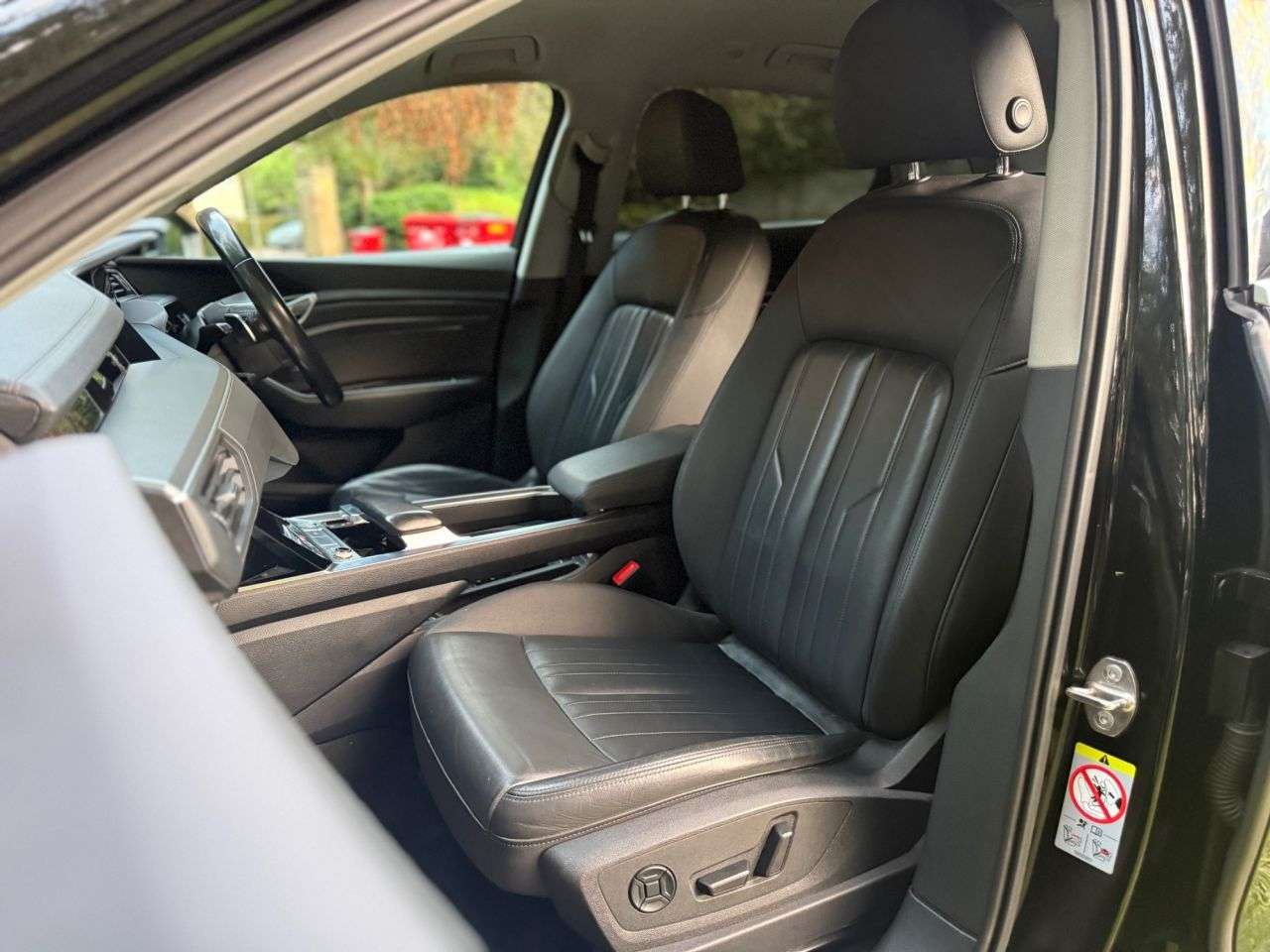 2020 AUDI E-TRON 2020 AUDI E-TRON
