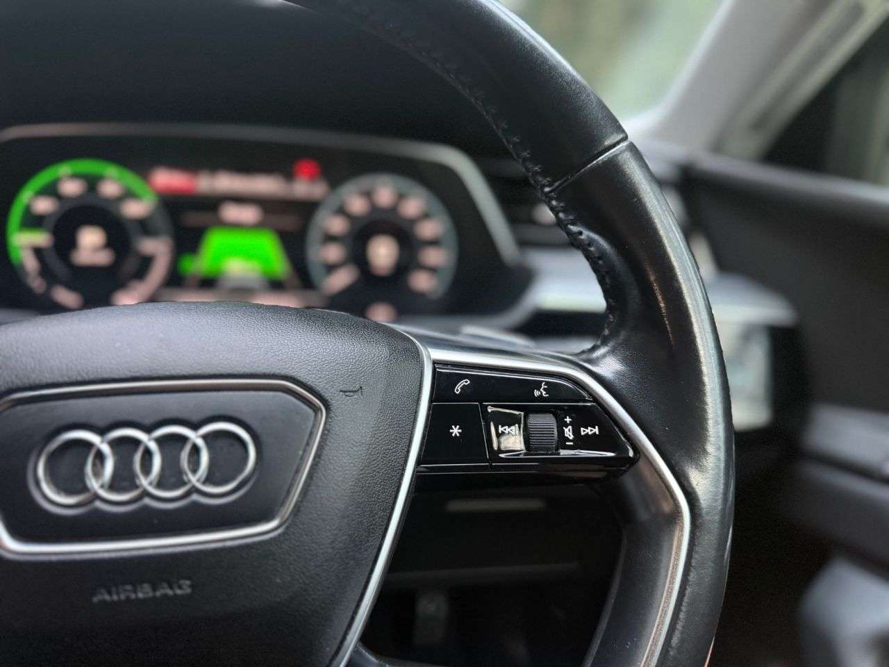 2020 AUDI E-TRON 2020 AUDI E-TRON