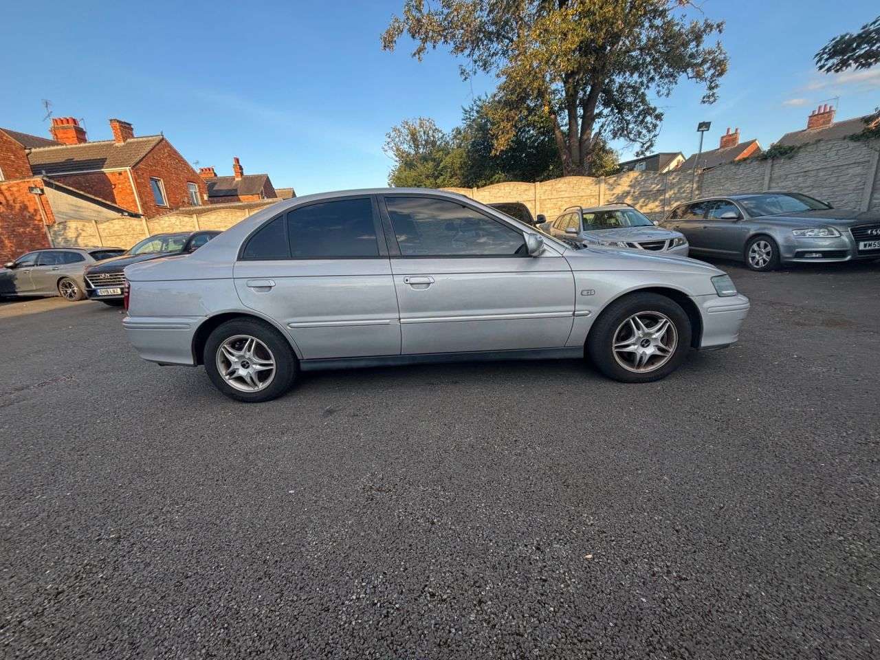 A 2000 HONDA ACCORD 1.8 i-VTEC SE Saloon 4dr Petrol Automatic (sun roof, a/c) (215 g/km, 135 bh A 2000 HONDA ACCORD 1.8 i-VTEC SE Saloon 4dr Petrol Automatic (sun roof, a/c) (215 g/km, 135 bh