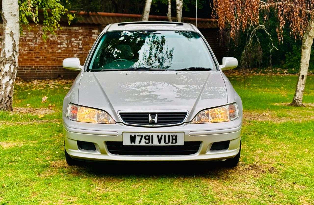 A 2000 HONDA ACCORD 1.8 i-VTEC SE Saloon 4dr Petrol Automatic (sun roof, a/c) (215 g/km, 135 bh A 2000 HONDA ACCORD 1.8 i-VTEC SE Saloon 4dr Petrol Automatic (sun roof, a/c) (215 g/km, 135 bh