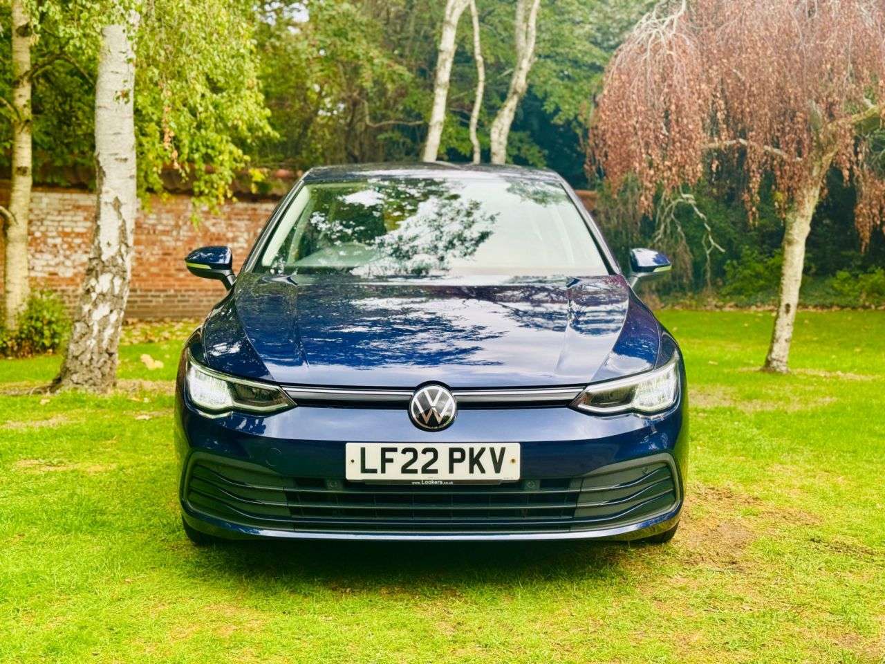 A 2022 VOLKSWAGEN GOLF 1.0 eTSI MHEV Life Hatchback 5dr Petrol Hybrid DSG Euro 6 (s/s) (110 ps) A 2022 VOLKSWAGEN GOLF 1.0 eTSI MHEV Life Hatchback 5dr Petrol Hybrid DSG Euro 6 (s/s) (110 ps)