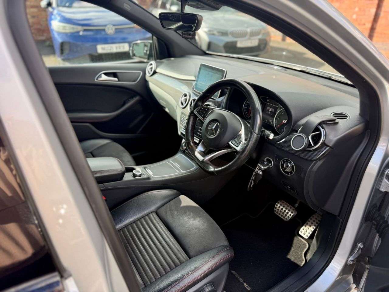 A 2016 MERCEDES-BENZ B CLASS 1.5 B180d AMG Line (Premium) MPV 5dr Diesel 7G-DCT Euro 6 (s/s) (109 ps) A 2016 MERCEDES-BENZ B CLASS 1.5 B180d AMG Line (Premium) MPV 5dr Diesel 7G-DCT Euro 6 (s/s) (109 ps)