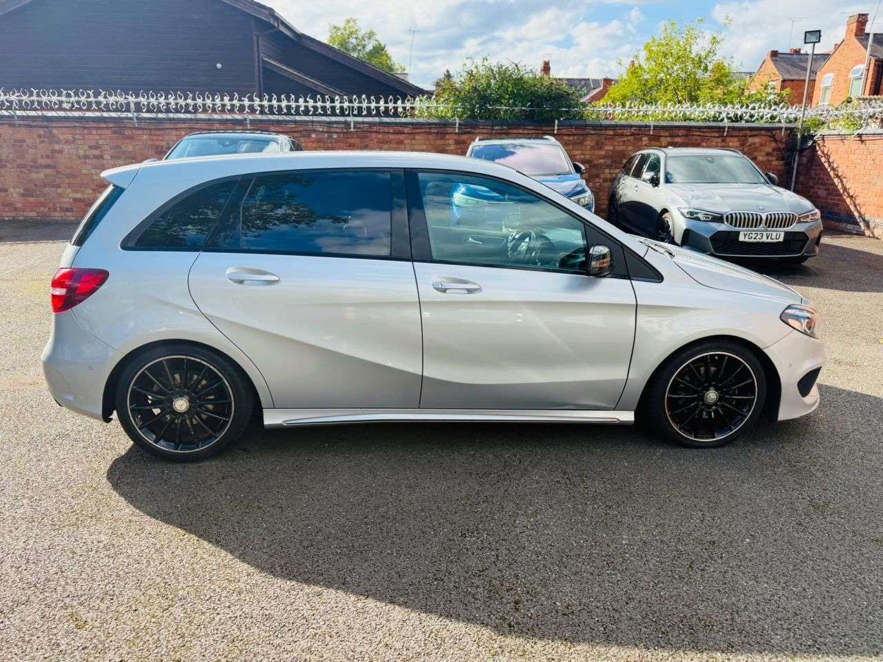 A 2016 MERCEDES-BENZ B CLASS 1.5 B180d AMG Line (Premium) MPV 5dr Diesel 7G-DCT Euro 6 (s/s) (109 ps) A 2016 MERCEDES-BENZ B CLASS 1.5 B180d AMG Line (Premium) MPV 5dr Diesel 7G-DCT Euro 6 (s/s) (109 ps)