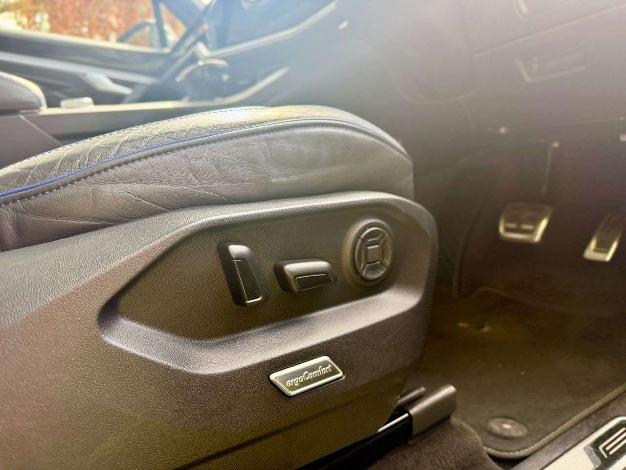 2021 VOLKSWAGEN TOUAREG 2021 VOLKSWAGEN TOUAREG