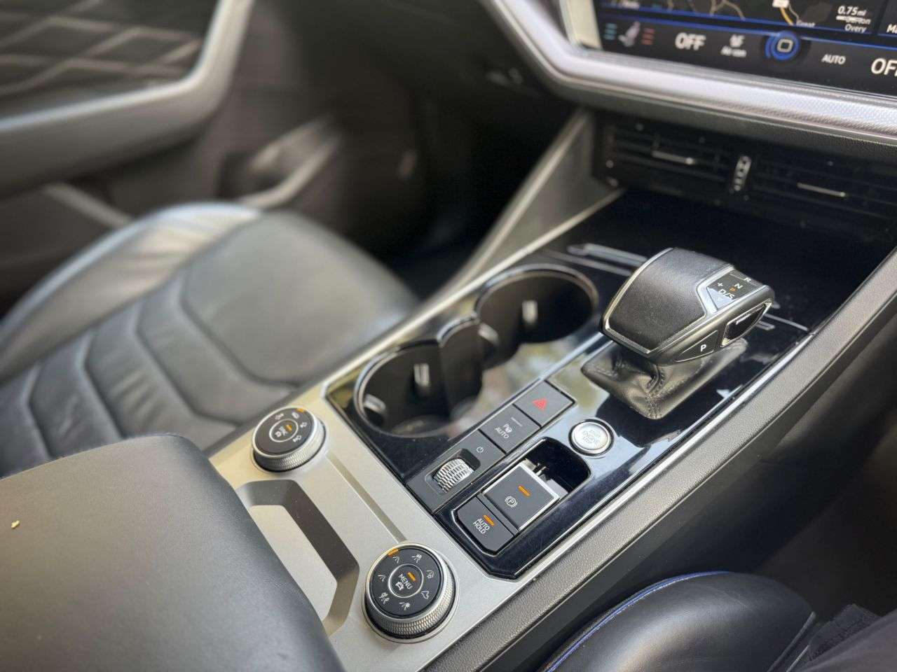 2021 VOLKSWAGEN TOUAREG 2021 VOLKSWAGEN TOUAREG