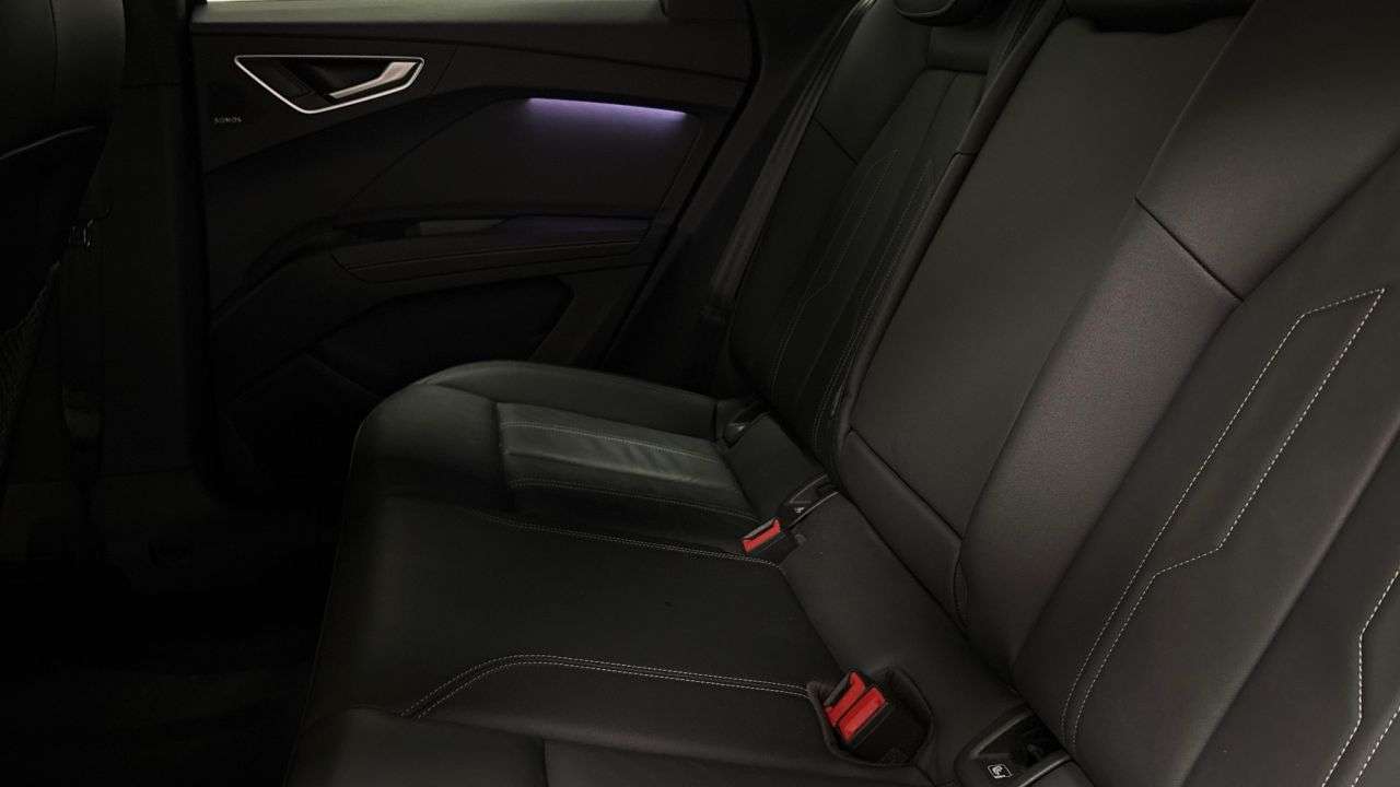 2021 AUDI Q4 E-TRON 2021 AUDI Q4 E-TRON