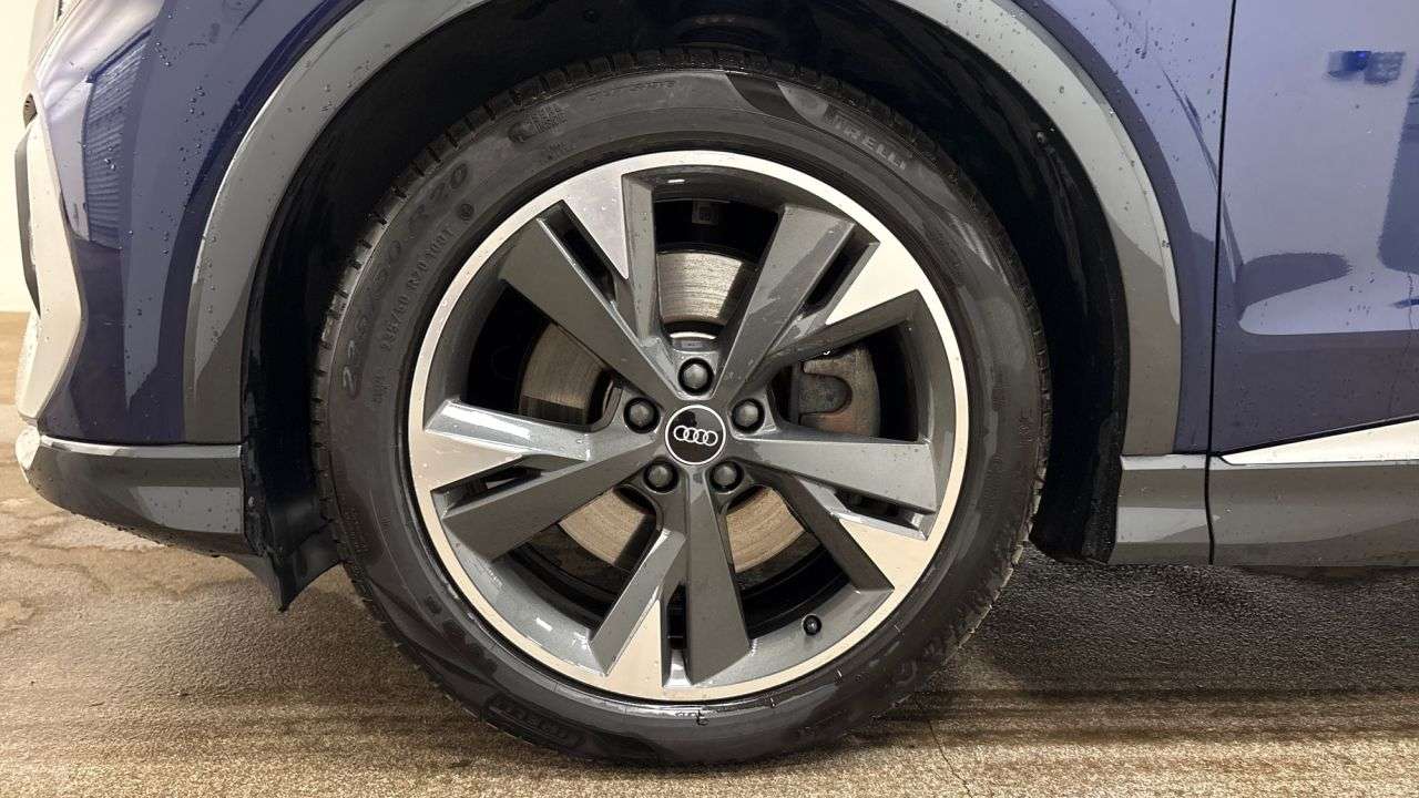 2021 AUDI Q4 E-TRON 2021 AUDI Q4 E-TRON