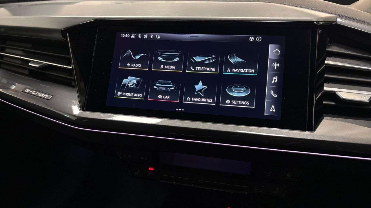 2021 AUDI Q4 E-TRON 2021 AUDI Q4 E-TRON