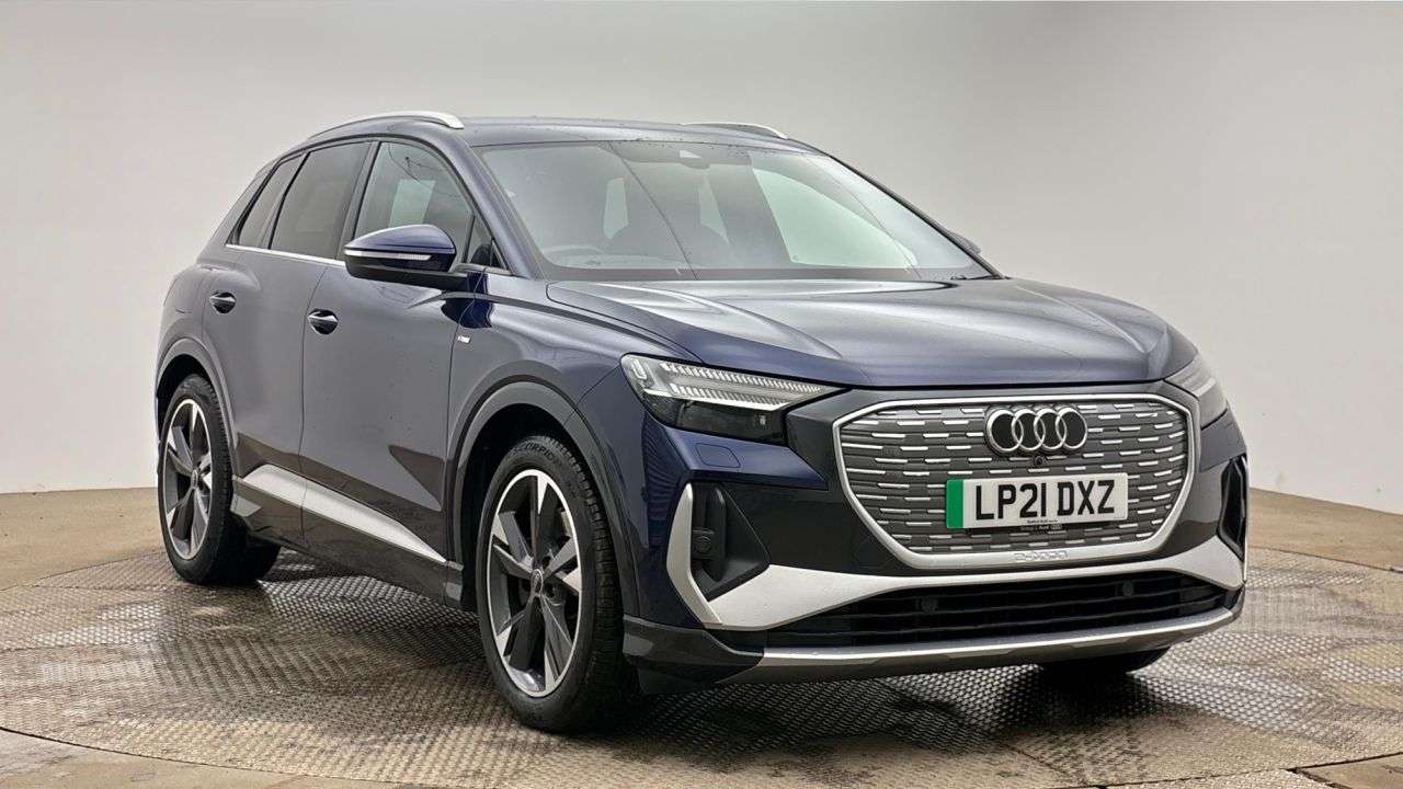 A 2021 AUDI Q4 E-TRON 40 Launch Edition SUV 5dr Electric Auto 82kWh (204 ps) A 2021 AUDI Q4 E-TRON 40 Launch Edition SUV 5dr Electric Auto 82kWh (204 ps)