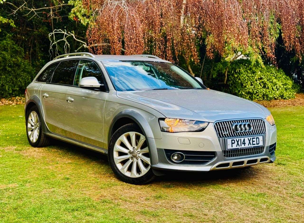 A 2014 AUDI A4 ALLROAD 2.0 TDI Estate 5dr Diesel S Tronic quattro Euro 5 (s/s) (177 ps) A 2014 AUDI A4 ALLROAD 2.0 TDI Estate 5dr Diesel S Tronic quattro Euro 5 (s/s) (177 ps)