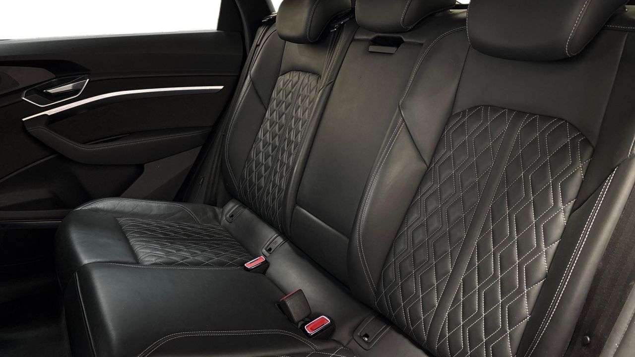 2020 AUDI E-TRON 2020 AUDI E-TRON