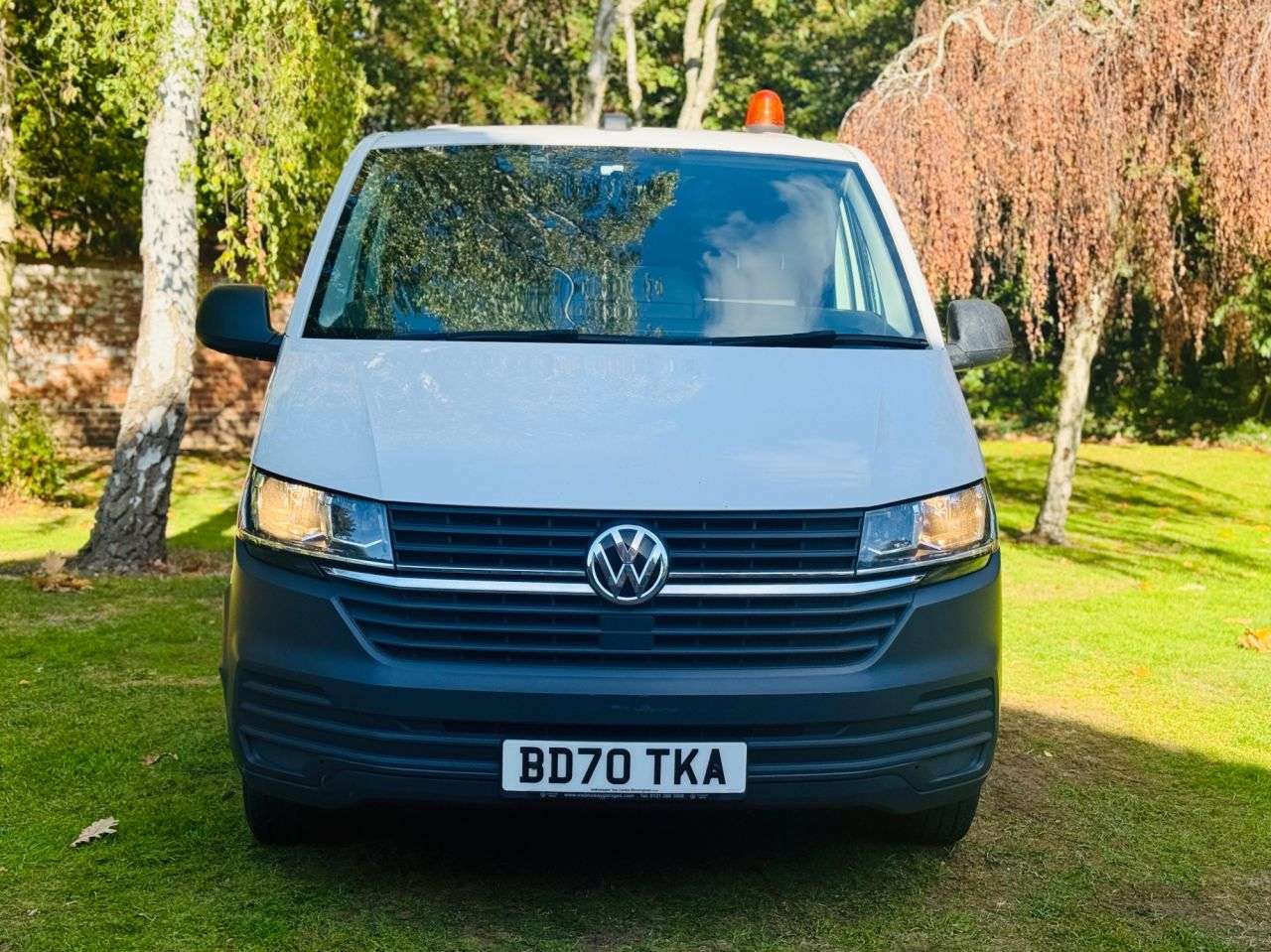 A 2020 VOLKSWAGEN TRANSPORTER 2.0 TDI T30 Startline Panel Van 5dr Diesel Manual FWD SWB Euro 6 (s/s) (110 A 2020 VOLKSWAGEN TRANSPORTER 2.0 TDI T30 Startline Panel Van 5dr Diesel Manual FWD SWB Euro 6 (s/s) (110