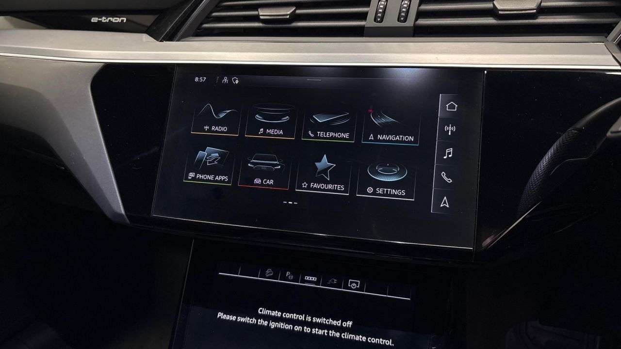 2023 AUDI Q8 E-TRON 2023 AUDI Q8 E-TRON
