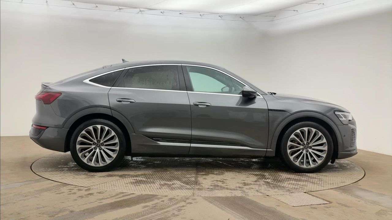 2023 AUDI Q8 E-TRON 2023 AUDI Q8 E-TRON