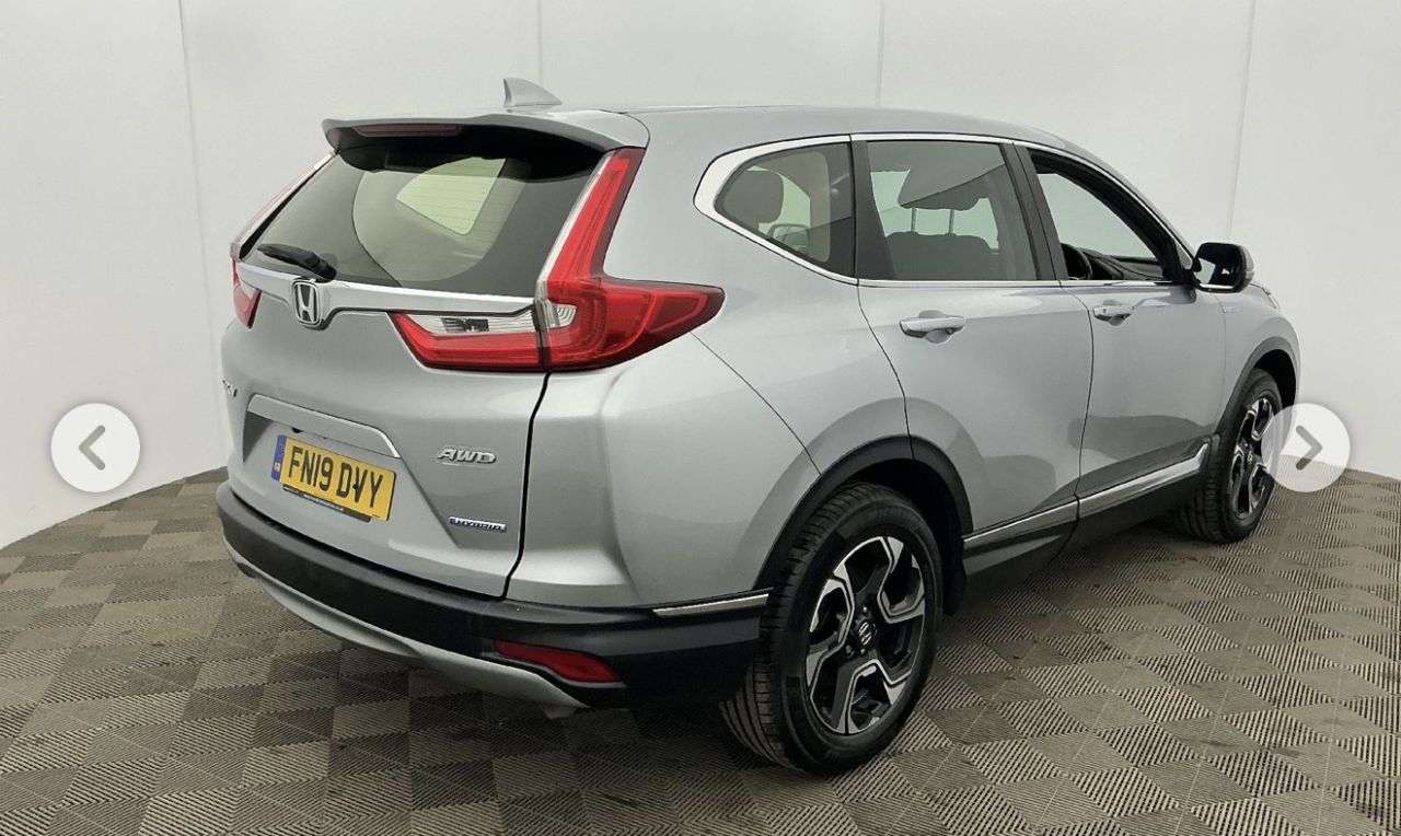 A 2019 HONDA CR-V 2.0 h i-MMD SE SUV 5dr Petrol Hybrid eCVT 4WD Euro 6 (s/s) (184 ps) A 2019 HONDA CR-V 2.0 h i-MMD SE SUV 5dr Petrol Hybrid eCVT 4WD Euro 6 (s/s) (184 ps)
