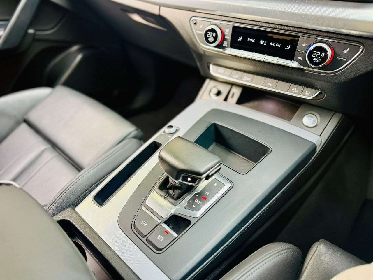2022 AUDI Q5 2022 AUDI Q5