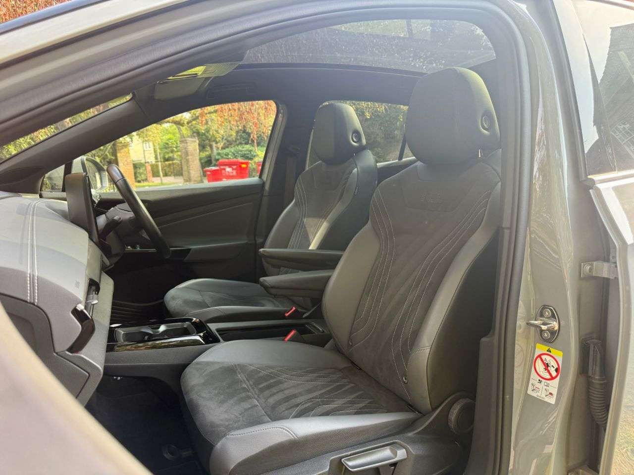 2023 VOLKSWAGEN ID.5 2023 VOLKSWAGEN ID.5
