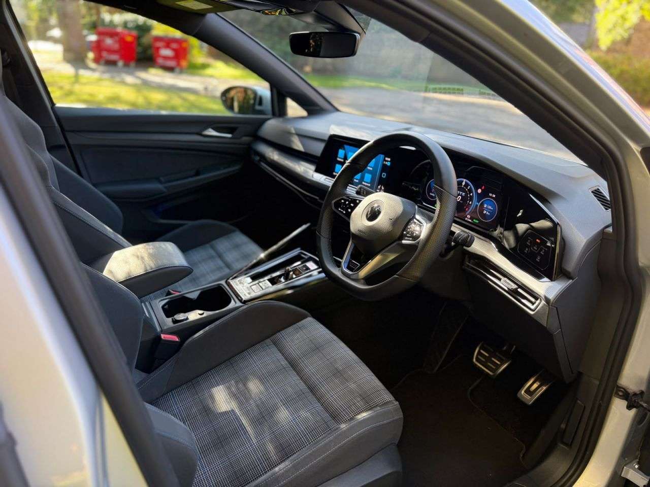 A 2023 VOLKSWAGEN GOLF 1.4 TSI 13kWh GTE Hatchback 5dr Petrol Plug-in Hybrid DSG Euro 6 (s/s) (245 A 2023 VOLKSWAGEN GOLF 1.4 TSI 13kWh GTE Hatchback 5dr Petrol Plug-in Hybrid DSG Euro 6 (s/s) (245