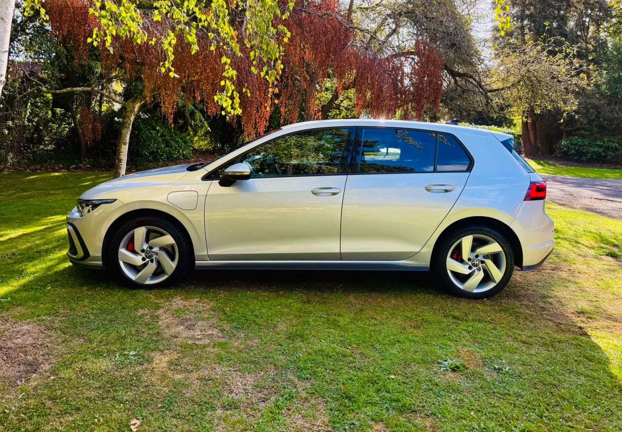 2023 VOLKSWAGEN GOLF 2023 VOLKSWAGEN GOLF