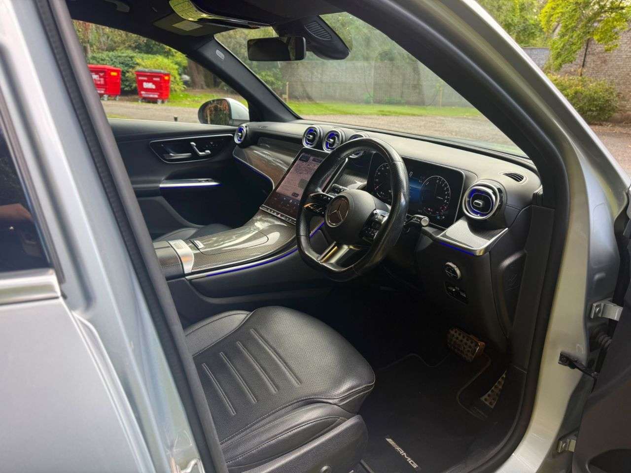 A 2023 MERCEDES-BENZ GLC 2.0 GLC300e 31.2kWh AMG Line (Premium) SUV 5dr Petrol Plug-in Hybrid G-Tron A 2023 MERCEDES-BENZ GLC 2.0 GLC300e 31.2kWh AMG Line (Premium) SUV 5dr Petrol Plug-in Hybrid G-Tron