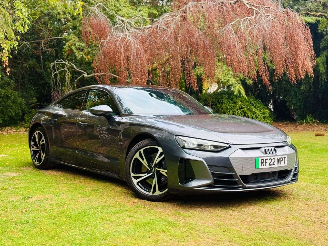 A 2022 AUDI E-TRON GT 93.4kWh Saloon 4dr Electric Auto quattro (476 ps) A 2022 AUDI E-TRON GT 93.4kWh Saloon 4dr Electric Auto quattro (476 ps)