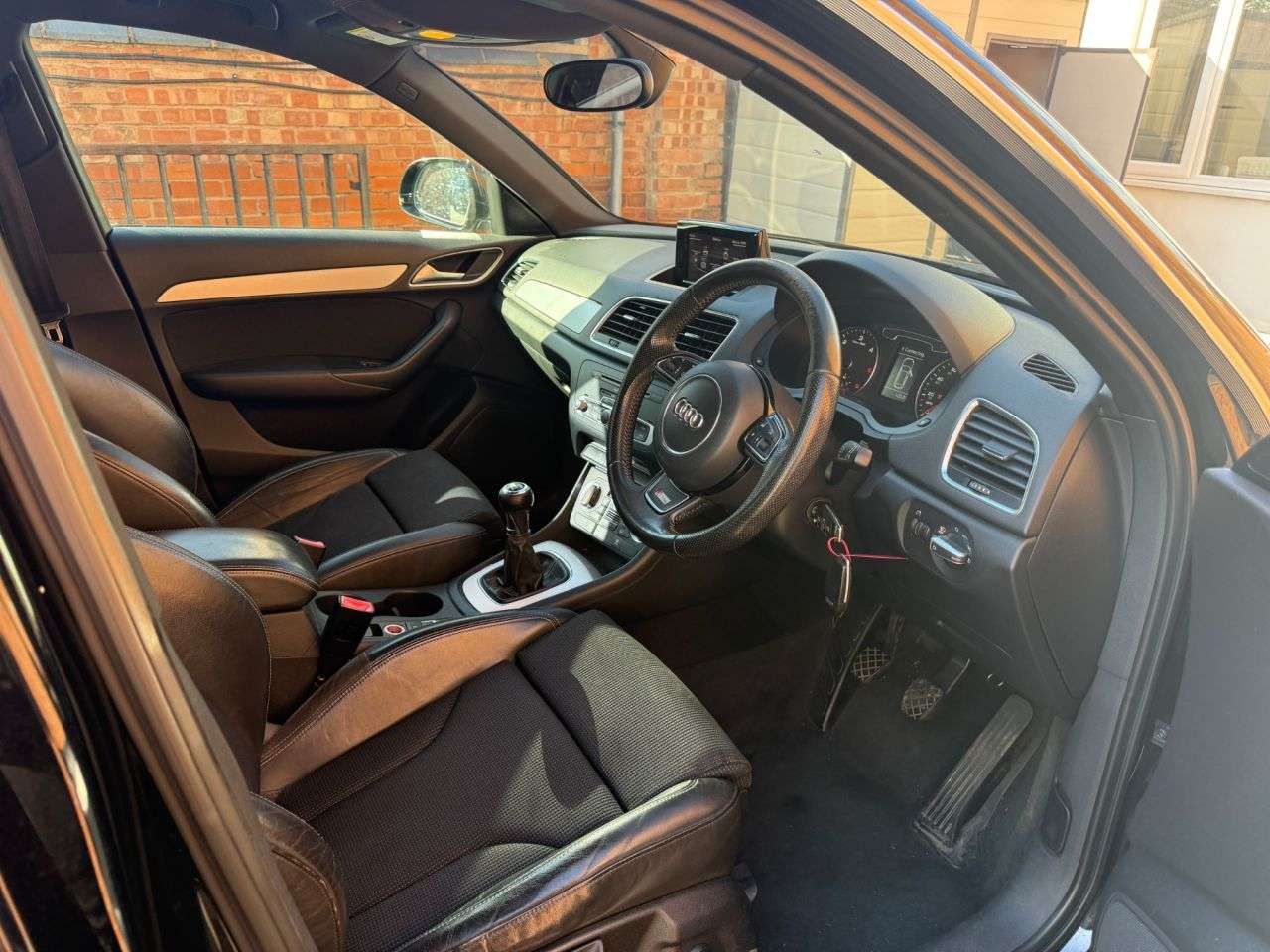 A 2012 AUDI Q3 2.0 TDI S line SUV 5dr Diesel Manual Euro 5 (s/s) (140 ps) A 2012 AUDI Q3 2.0 TDI S line SUV 5dr Diesel Manual Euro 5 (s/s) (140 ps)
