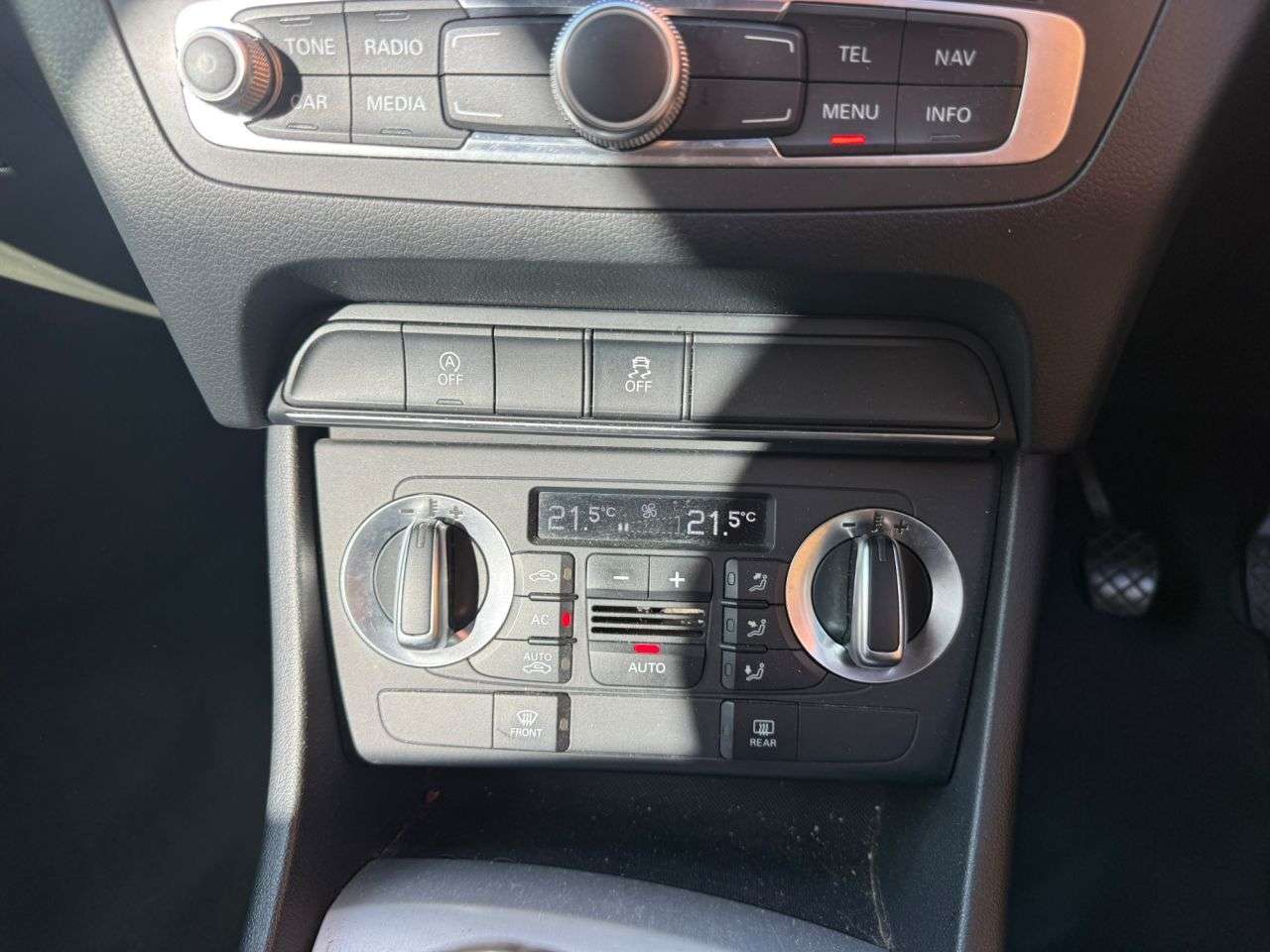 2012 AUDI Q3 2012 AUDI Q3