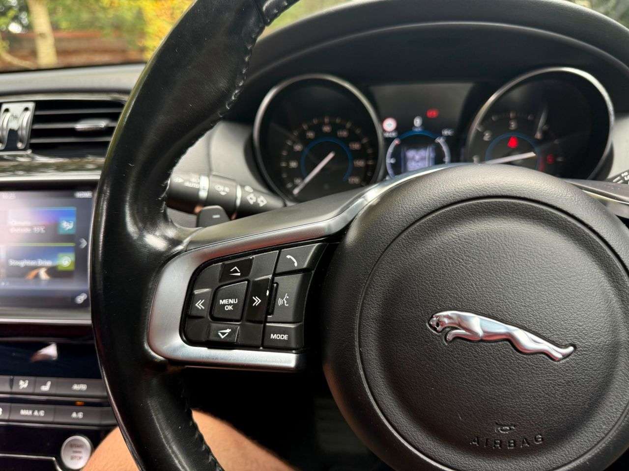 2016 JAGUAR XE 2016 JAGUAR XE