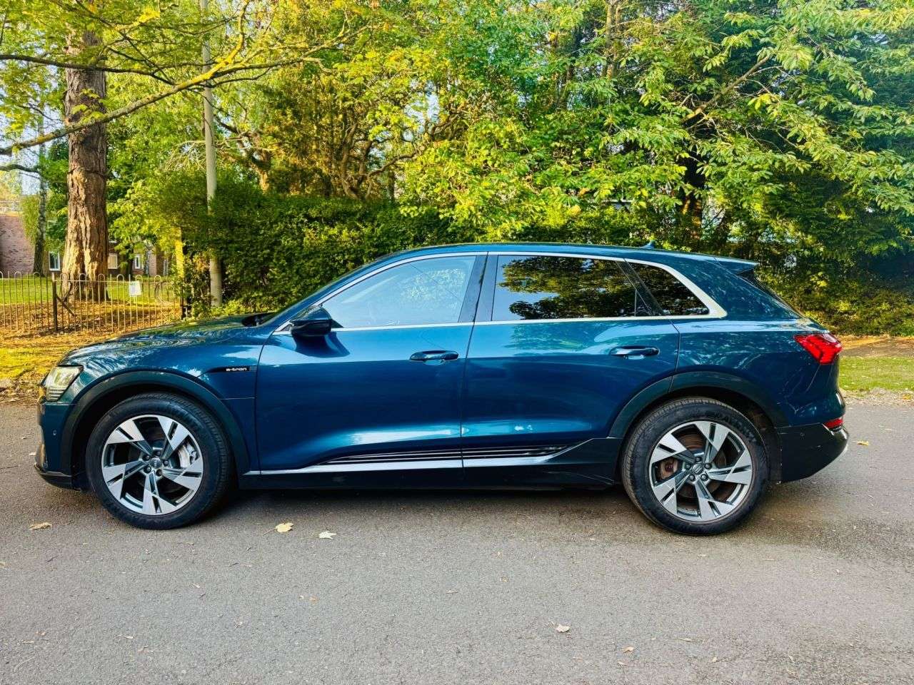2019 AUDI E-TRON 2019 AUDI E-TRON