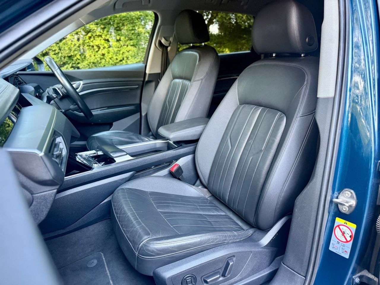 2019 AUDI E-TRON 2019 AUDI E-TRON