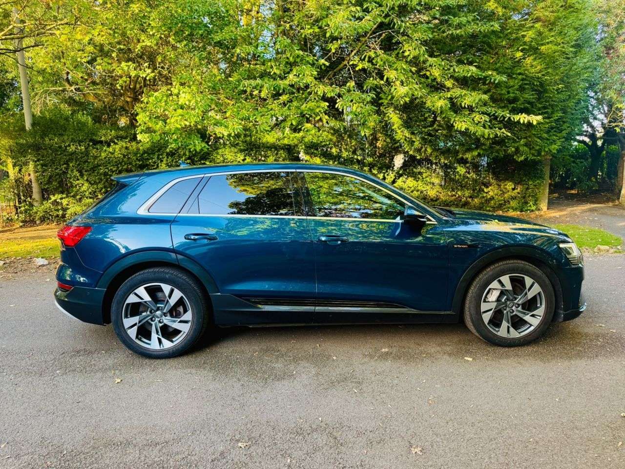 2019 AUDI E-TRON 2019 AUDI E-TRON