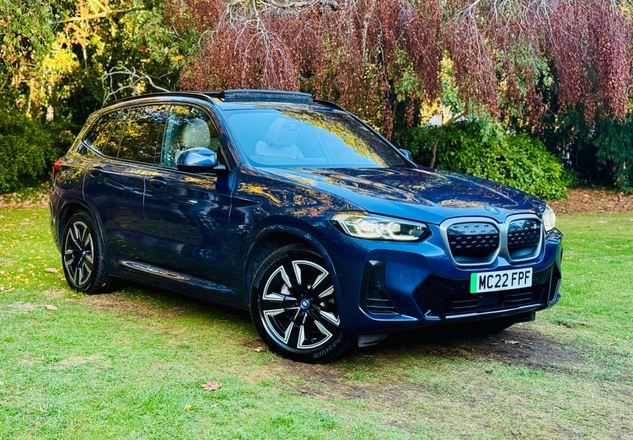 A 2022 BMW IX3 80kWh M Sport SUV 5dr Electric Auto (286 ps) A 2022 BMW IX3 80kWh M Sport SUV 5dr Electric Auto (286 ps)