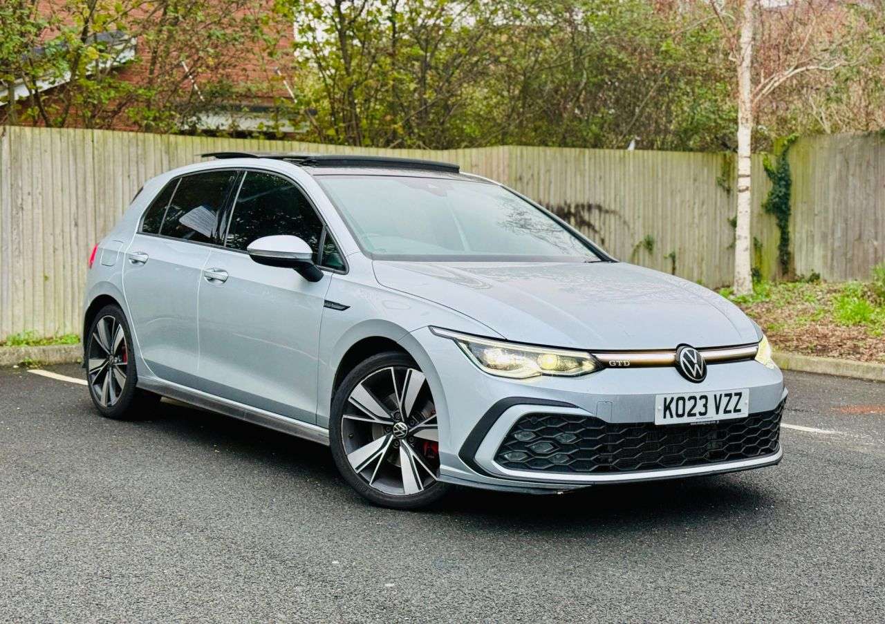 A 2023 VOLKSWAGEN GOLF 2.0 TDI GTD Hatchback 5dr Diesel DSG Euro 6 (s/s) (200 ps) A 2023 VOLKSWAGEN GOLF 2.0 TDI GTD Hatchback 5dr Diesel DSG Euro 6 (s/s) (200 ps)
