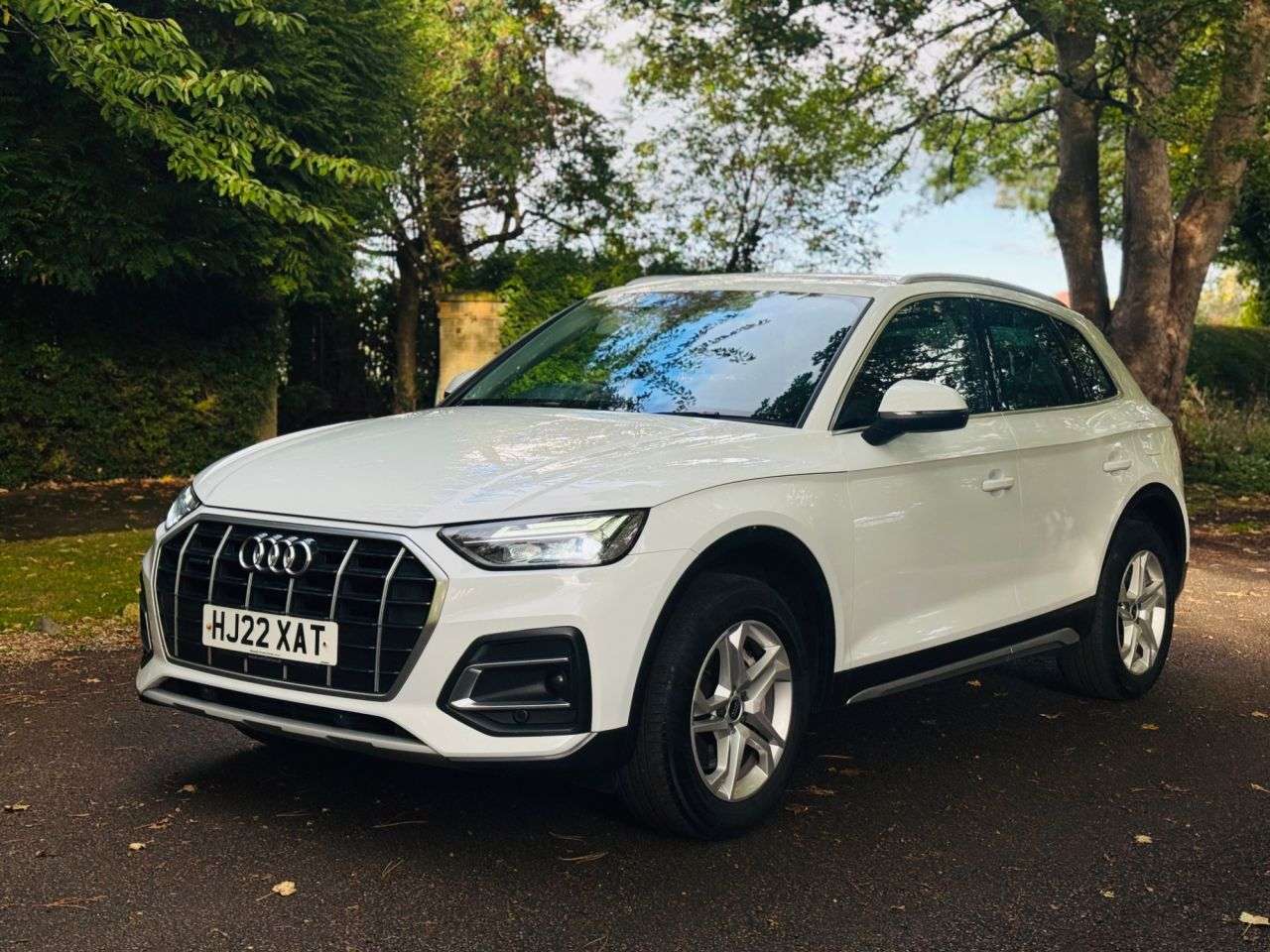 A 2022 AUDI Q5 2.0 TFSIe 50 Sport SUV 5dr Petrol Plug-in Hybrid S Tronic quattro Euro 6 (s A 2022 AUDI Q5 2.0 TFSIe 50 Sport SUV 5dr Petrol Plug-in Hybrid S Tronic quattro Euro 6 (s