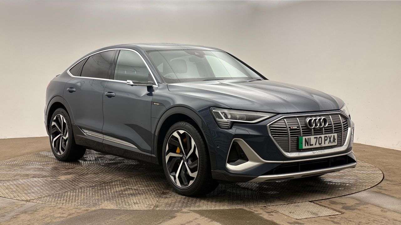 A 2020 AUDI E-TRON 55 Edition 1 Sportback 5dr Electric Auto quattro 95kWh (408 ps) A 2020 AUDI E-TRON 55 Edition 1 Sportback 5dr Electric Auto quattro 95kWh (408 ps)