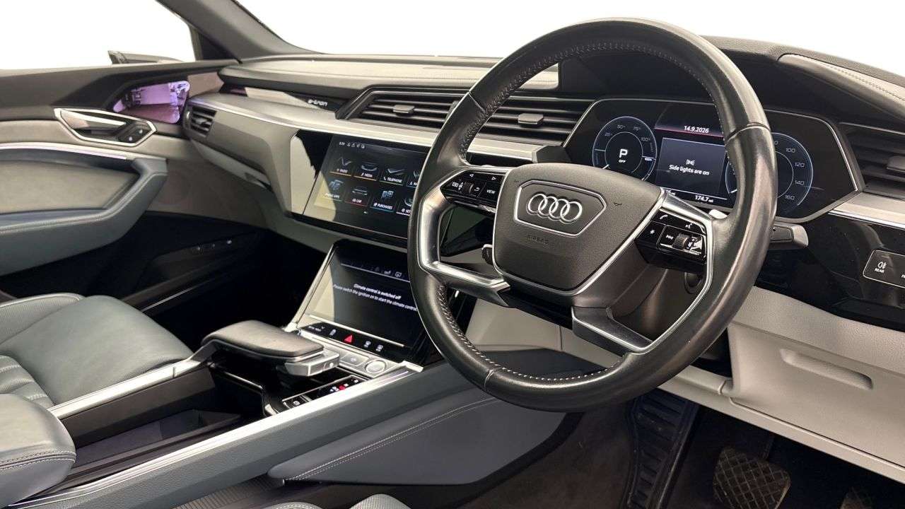 2020 AUDI E-TRON 2020 AUDI E-TRON