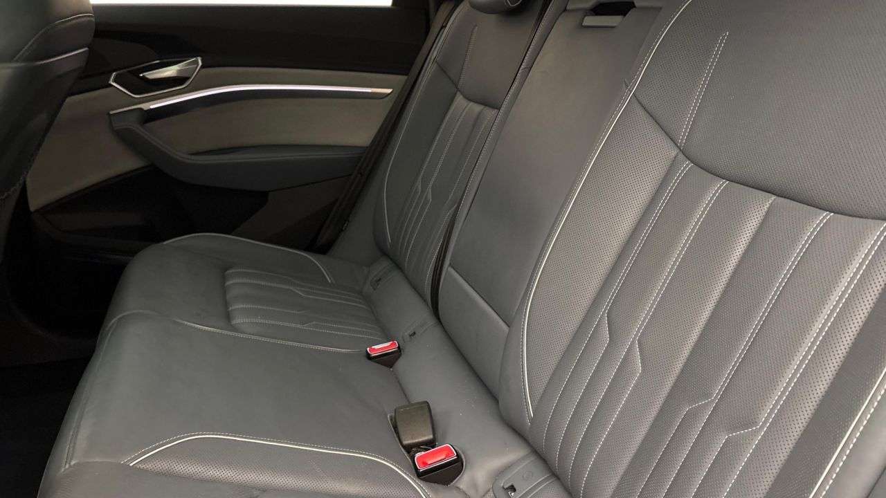 2020 AUDI E-TRON 2020 AUDI E-TRON