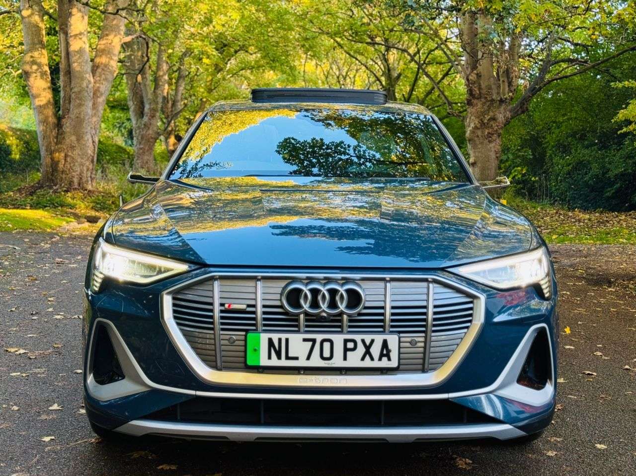 A 2020 AUDI E-TRON 55 Edition 1 Sportback 5dr Electric Auto quattro 95kWh (408 ps) A 2020 AUDI E-TRON 55 Edition 1 Sportback 5dr Electric Auto quattro 95kWh (408 ps)