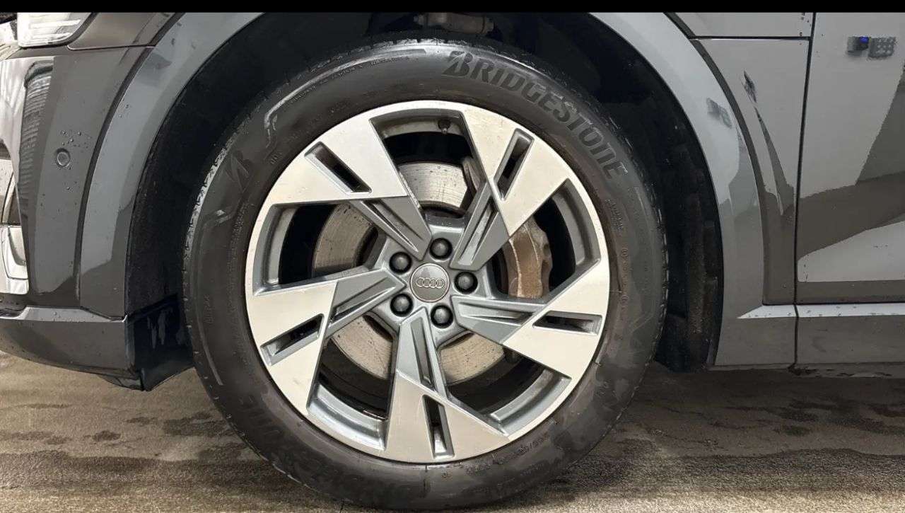 2019 AUDI E-TRON 2019 AUDI E-TRON