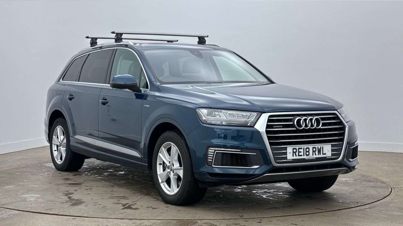 A 2018 AUDI Q7 3.0 TDI V6 e-tron SUV 5dr Diesel Plug-in Hybrid Tiptronic quattro Euro 6 (s A 2018 AUDI Q7 3.0 TDI V6 e-tron SUV 5dr Diesel Plug-in Hybrid Tiptronic quattro Euro 6 (s