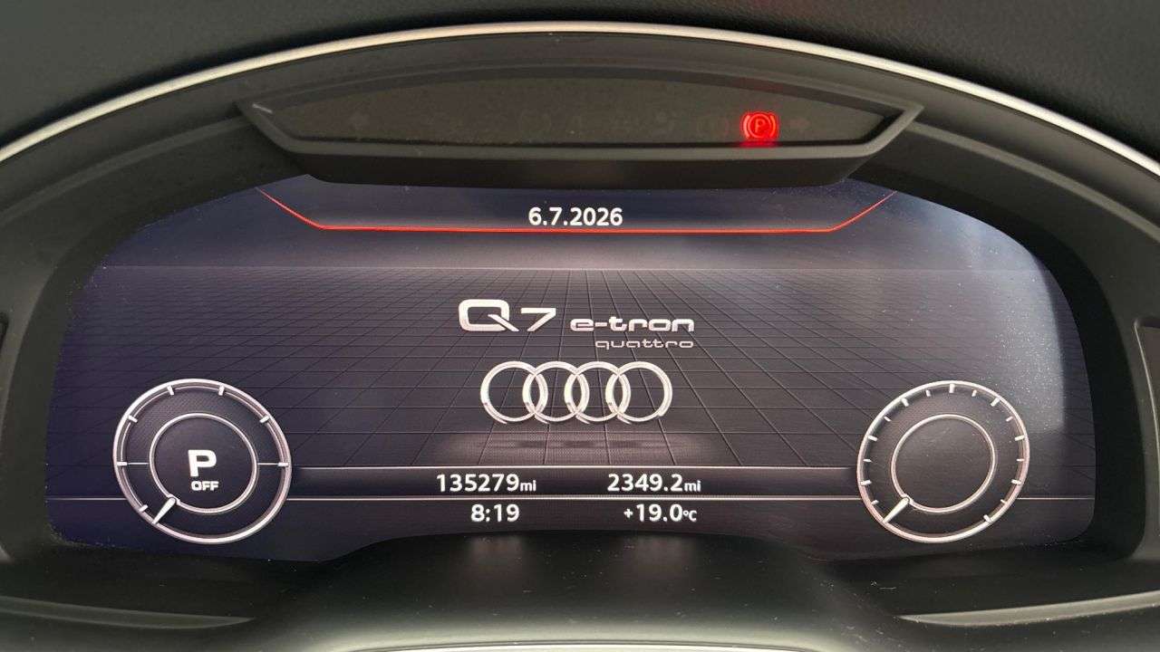 2018 AUDI Q7 2018 AUDI Q7