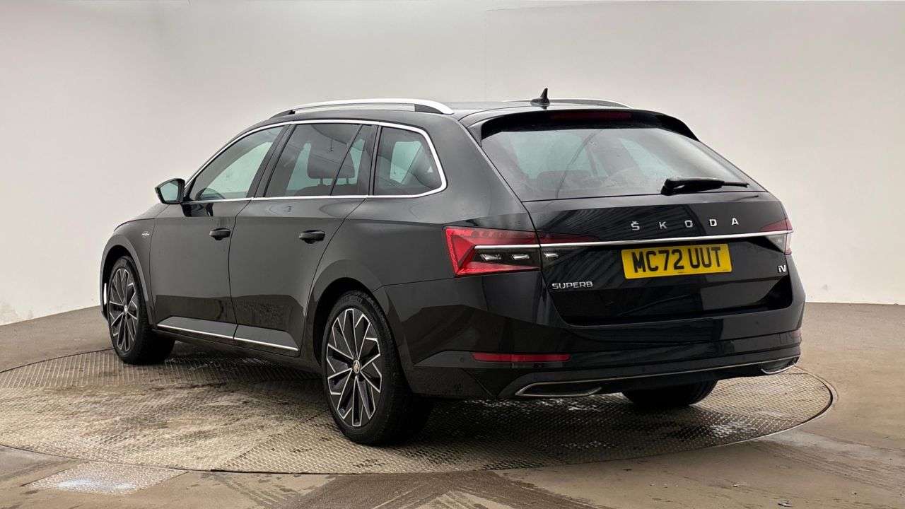 A 2023 SKODA SUPERB 1.4 TSI iV 13kWh Laurin & Klement Estate 5dr Petrol Plug-in Hybrid DSG Euro A 2023 SKODA SUPERB 1.4 TSI iV 13kWh Laurin & Klement Estate 5dr Petrol Plug-in Hybrid DSG Euro