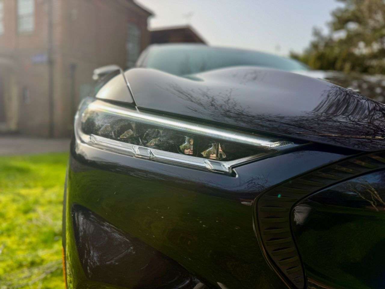 A 2022 FORD MUSTANG MACH-E Extended Range 91kWh SUV 5dr Electric Automatic (294 ps) A 2022 FORD MUSTANG MACH-E Extended Range 91kWh SUV 5dr Electric Automatic (294 ps)